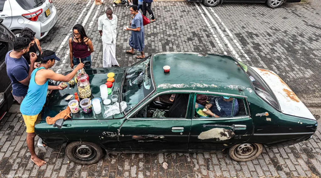 Bonnet Delights by Hein van Tonder, 2023 Winner of On the Phone category